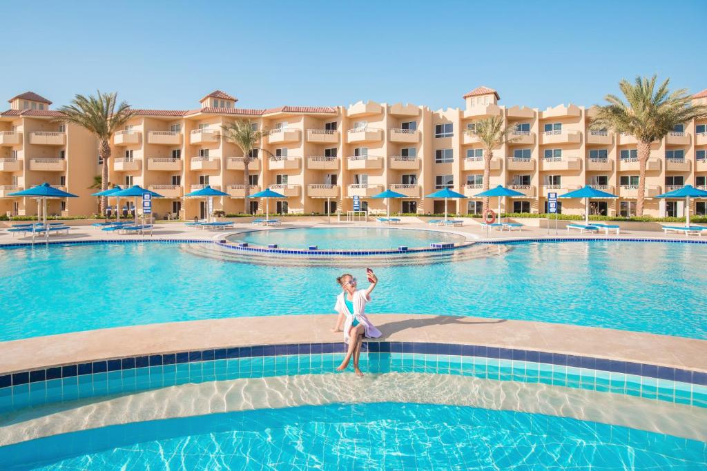 Albatros Beach Club (ex Amwaj) 4*